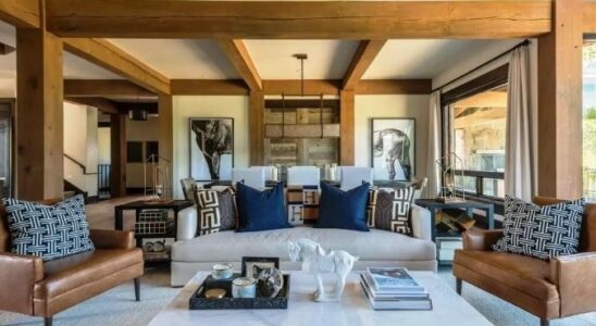 Casas de fazenda com vigas de madeira