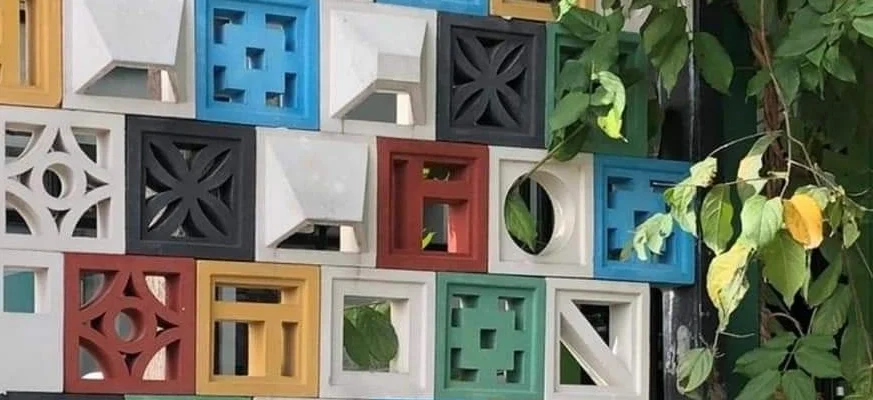 Cobogós e suas variedade de cores e formas